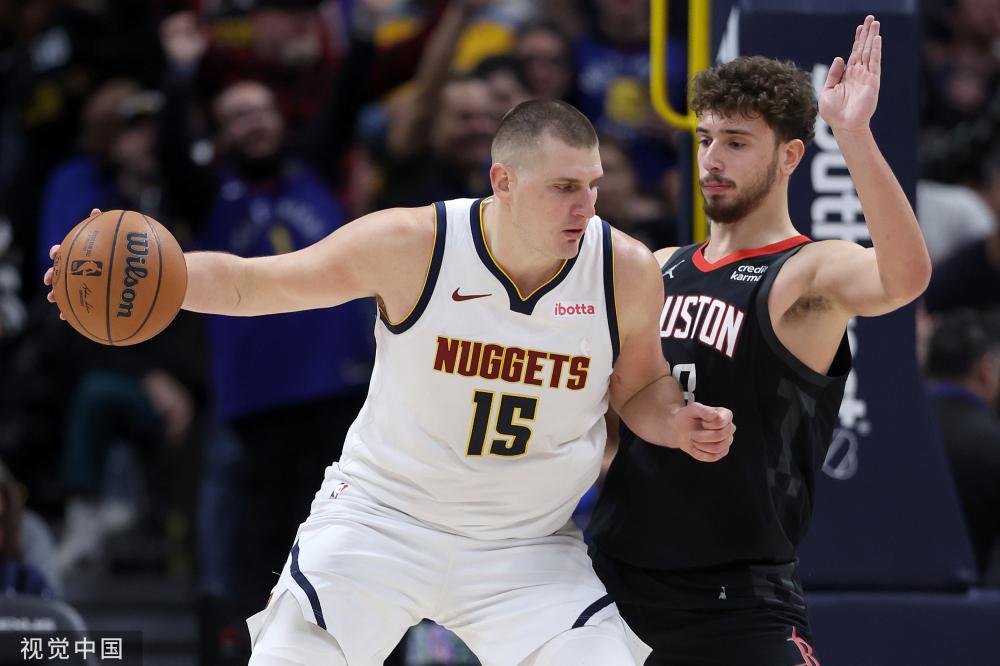 成为球队双 成为球队双